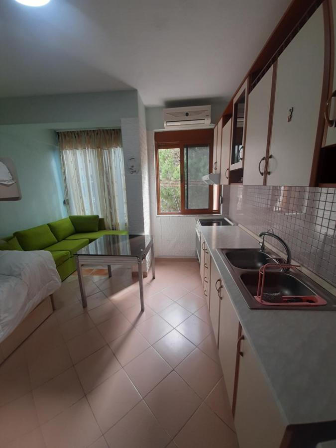 Ema'S Apartment Драч Екстериор снимка